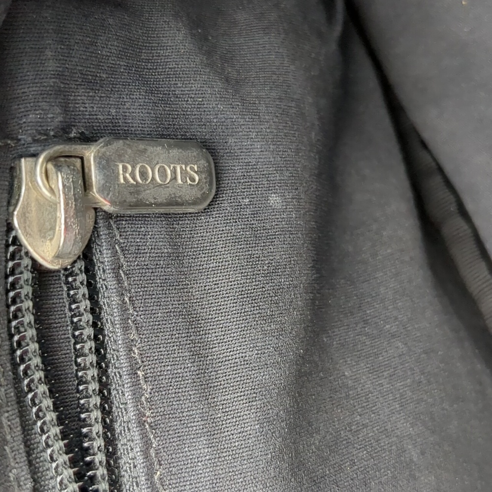 Roots leather clutch - Picture 4 of 5